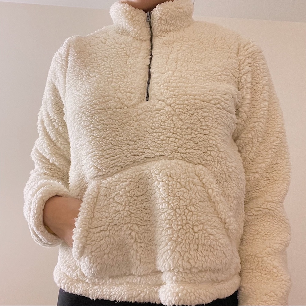 hollister cream quarter zip sherpa